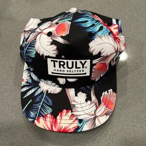 Truly Hawaiian print hat